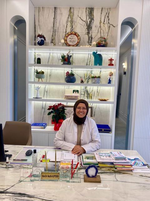 Uzm. Dr. Nazife Alptekin